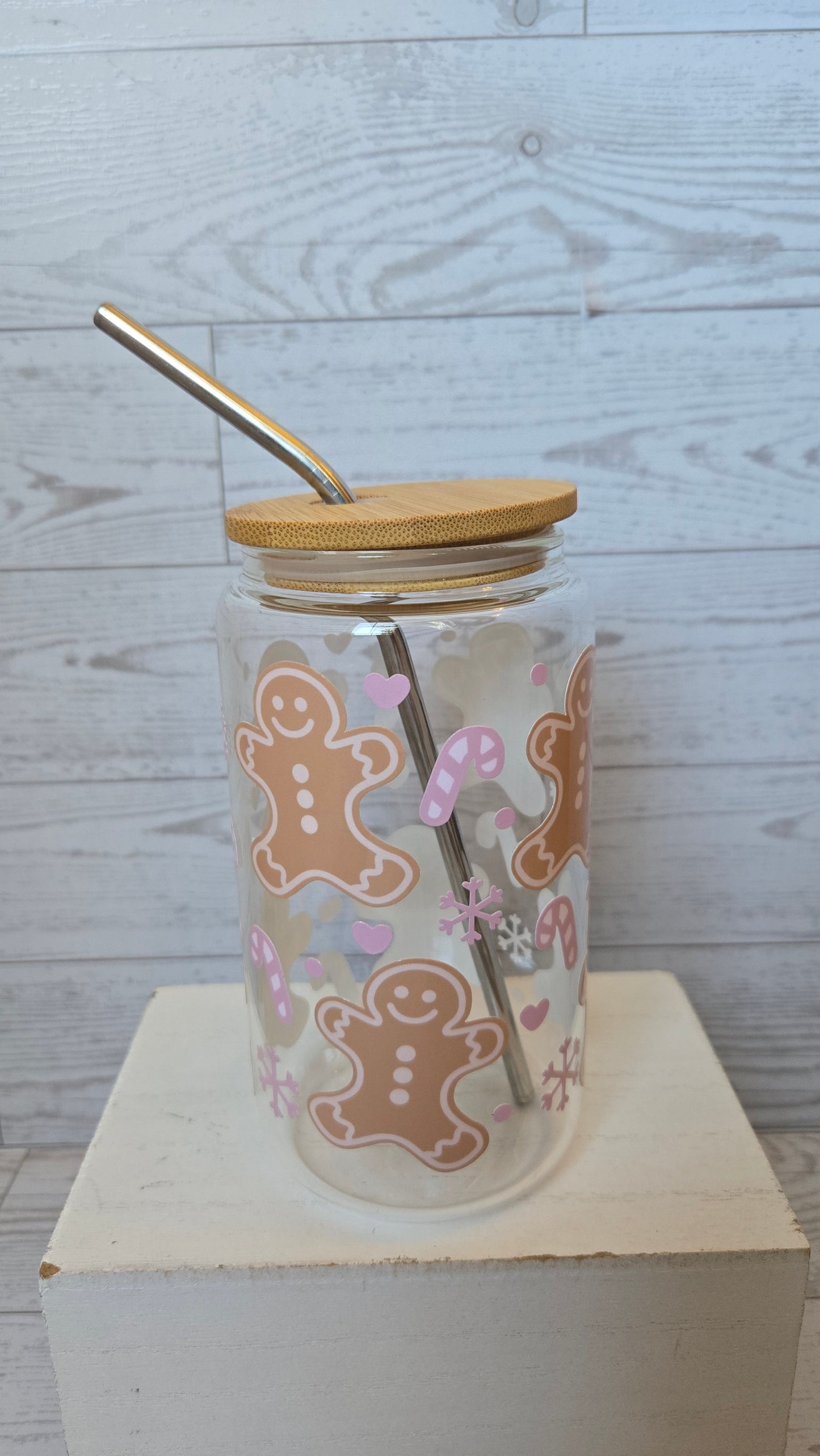 Jolly Gingerbread Man 16oz Glass Cup